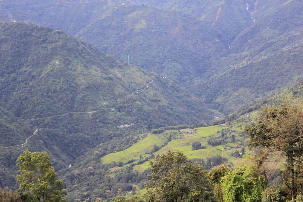 Hotel Valley View Pelling Exterior photo